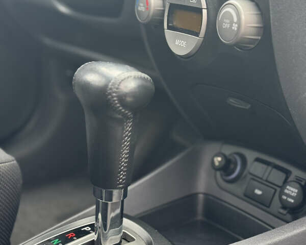 Серый Киа Рио, объемом двигателя 1.6 л и пробегом 172 тыс. км за 5600 $, фото 43 на Automoto.ua