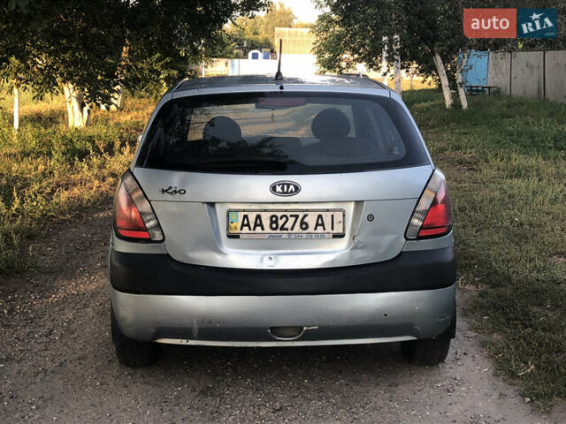 Серый Киа Рио, объемом двигателя 0 л и пробегом 500 тыс. км за 2000 $, фото 6 на Automoto.ua