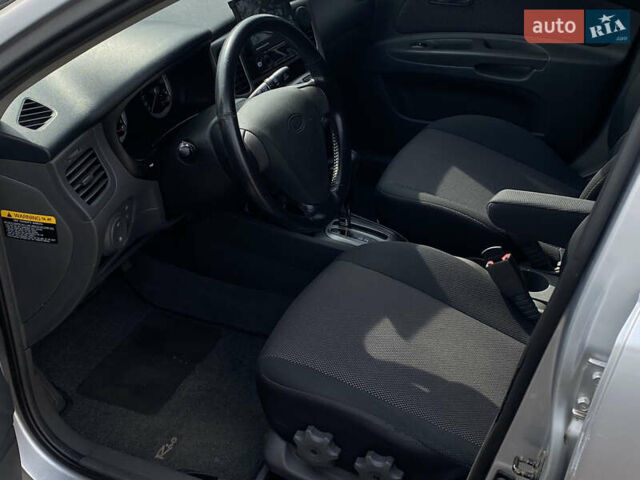 Сірий Кіа Ріо, об'ємом двигуна 1.6 л та пробігом 173 тис. км за 6199 $, фото 37 на Automoto.ua