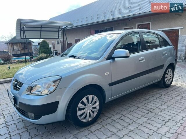 Серый Киа Рио, объемом двигателя 1.5 л и пробегом 265 тыс. км за 4499 $, фото 7 на Automoto.ua