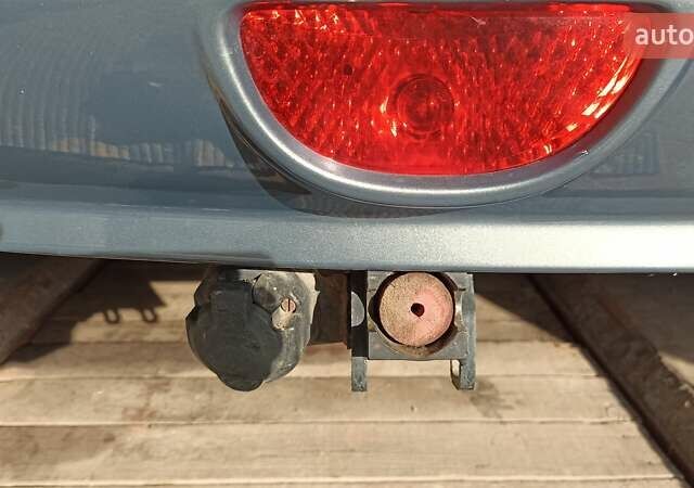 Серый Киа Рио, объемом двигателя 1.4 л и пробегом 194 тыс. км за 5999 $, фото 23 на Automoto.ua