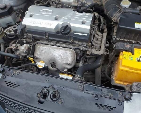 Кіа Ріо 2006 у Бобровице на Automoto.ua Сірий Кіа Ріо, об'ємом двигуна 1.4 л та пробігом 180 тис. км за 4500 $, фото 1 на Automoto.ua