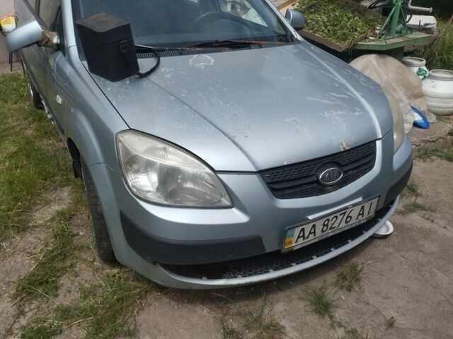 Серый Киа Рио, объемом двигателя 0 л и пробегом 490 тыс. км за 1085 $, фото 2 на Automoto.ua