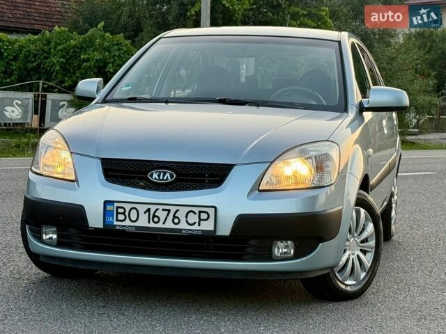 Серый Киа Рио, объемом двигателя 1.5 л и пробегом 279 тыс. км за 4550 $, фото 17 на Automoto.ua