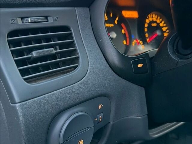 Сірий Кіа Ріо, об'ємом двигуна 1.59 л та пробігом 276 тис. км за 4200 $, фото 37 на Automoto.ua