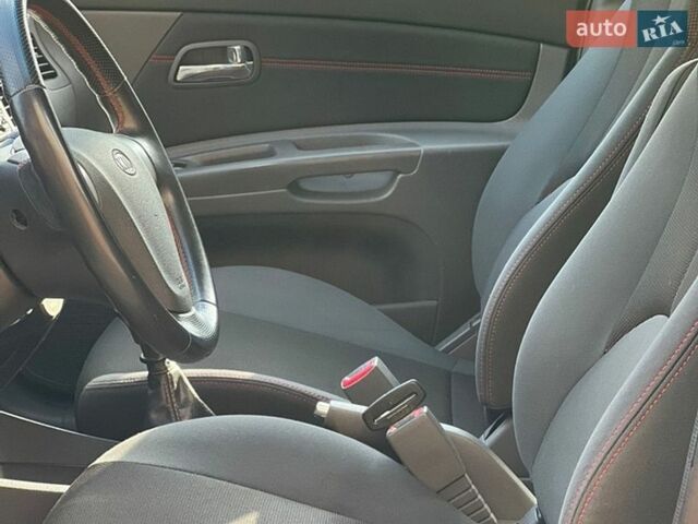Серый Киа Рио, объемом двигателя 1.5 л и пробегом 265 тыс. км за 3999 $, фото 12 на Automoto.ua