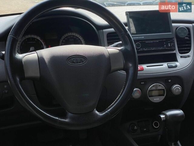 Серый Киа Рио, объемом двигателя 1.6 л и пробегом 179 тыс. км за 6499 $, фото 66 на Automoto.ua