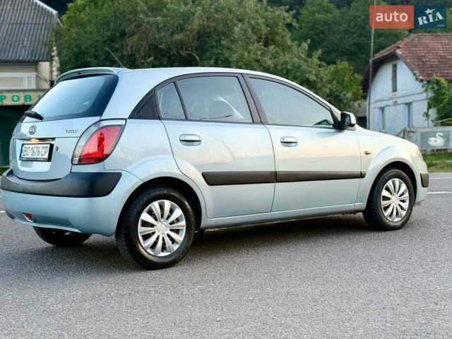 Сірий Кіа Ріо, об'ємом двигуна 1.5 л та пробігом 279 тис. км за 4550 $, фото 12 на Automoto.ua