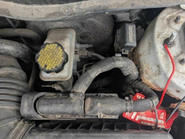 Серый Киа Рио, объемом двигателя 1.4 л и пробегом 143 тыс. км за 3700 $, фото 18 на Automoto.ua