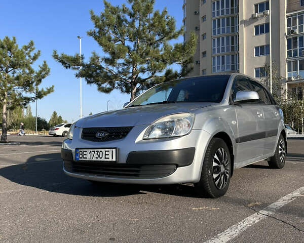 Сірий Кіа Ріо, об'ємом двигуна 1.4 л та пробігом 146 тис. км за 5700 $, фото 6 на Automoto.ua