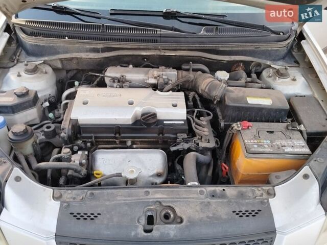 Сірий Кіа Ріо, об'ємом двигуна 1.4 л та пробігом 148 тис. км за 4950 $, фото 11 на Automoto.ua