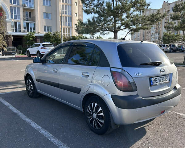 Сірий Кіа Ріо, об'ємом двигуна 1.4 л та пробігом 146 тис. км за 5700 $, фото 13 на Automoto.ua