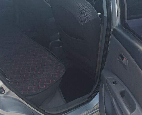 Серый Киа Рио, объемом двигателя 1.4 л и пробегом 214 тыс. км за 5600 $, фото 4 на Automoto.ua