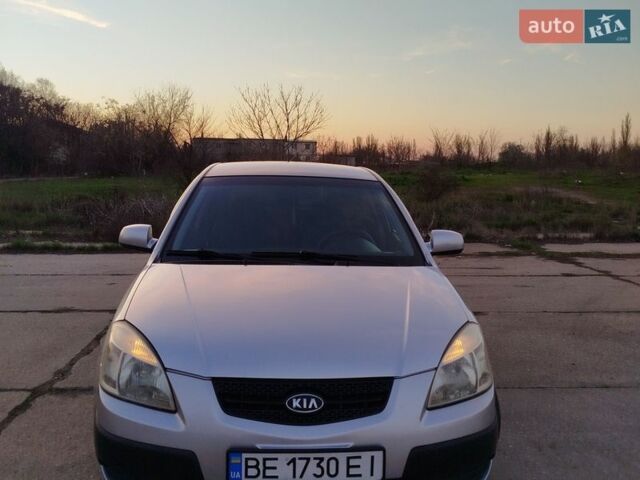 Сірий Кіа Ріо, об'ємом двигуна 1.4 л та пробігом 148 тис. км за 4950 $, фото 10 на Automoto.ua