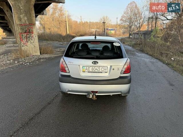 Серый Киа Рио, объемом двигателя 1.4 л и пробегом 284 тыс. км за 2699 $, фото 13 на Automoto.ua