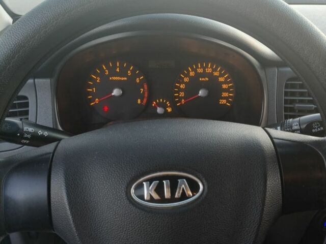 Серый Киа Рио, объемом двигателя 0 л и пробегом 147 тыс. км за 5500 $, фото 11 на Automoto.ua