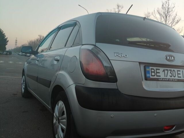 Серый Киа Рио, объемом двигателя 0 л и пробегом 147 тыс. км за 5500 $, фото 13 на Automoto.ua