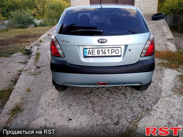 Сірий Кіа Ріо, об'ємом двигуна 1.4 л та пробігом 225 тис. км за 4500 $, фото 8 на Automoto.ua