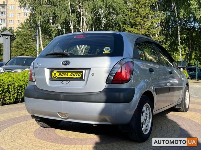 Серый Киа Рио, объемом двигателя 1.4 л и пробегом 191 тыс. км за 5300 $, фото 6 на Automoto.ua