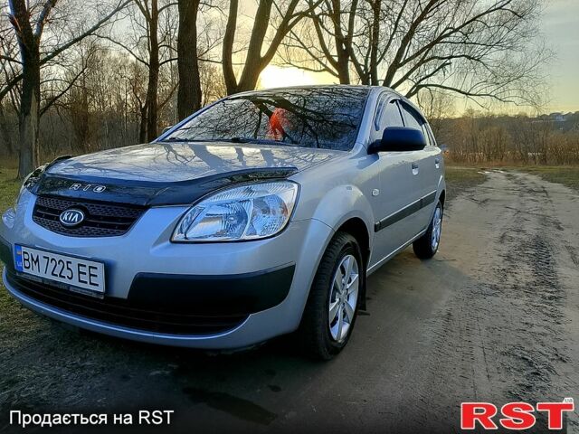Сірий Кіа Ріо, об'ємом двигуна 1.4 л та пробігом 227 тис. км за 4000 $, фото 5 на Automoto.ua