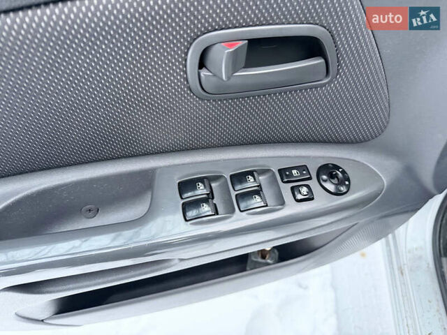 Сірий Кіа Ріо, об'ємом двигуна 1.34 л та пробігом 196 тис. км за 5300 $, фото 19 на Automoto.ua