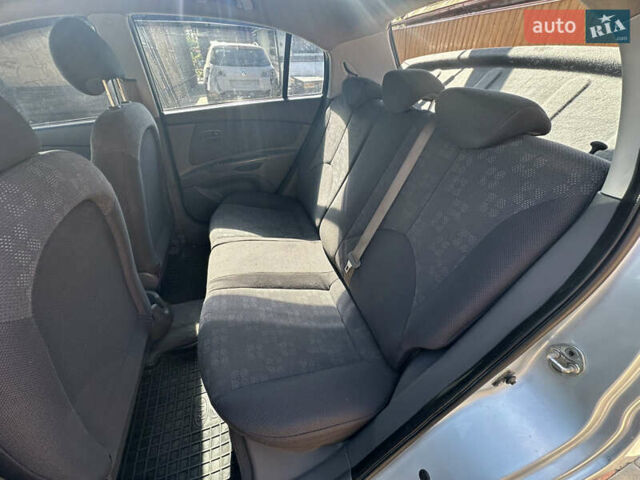 Серый Киа Рио, объемом двигателя 1.4 л и пробегом 223 тыс. км за 4900 $, фото 34 на Automoto.ua