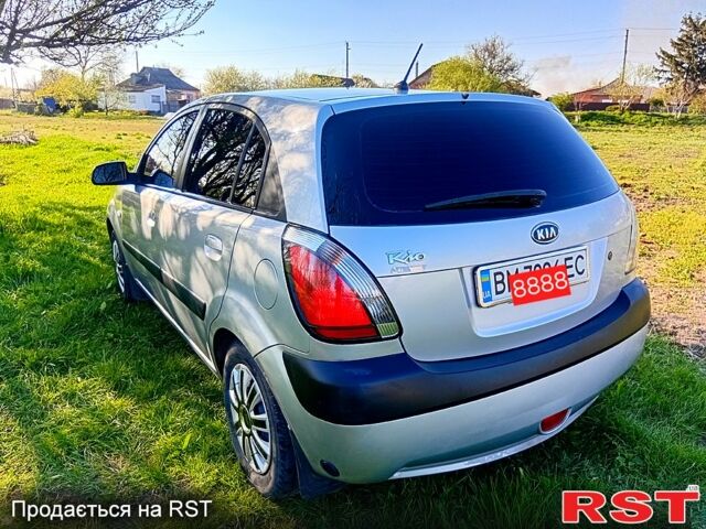Серый Киа Рио, объемом двигателя 1.4 л и пробегом 220 тыс. км за 3800 $, фото 4 на Automoto.ua