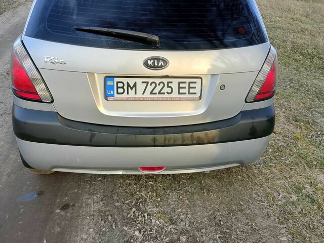 Сірий Кіа Ріо, об'ємом двигуна 1.4 л та пробігом 227 тис. км за 4000 $, фото 4 на Automoto.ua