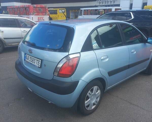 Киа Рио 2008 в Киеве на Automoto.ua Серый Киа Рио, объемом двигателя 1.4 л и пробегом 260 тыс. км за 4000 $, фото 2 на Automoto.ua