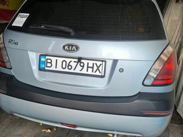 Сірий Кіа Ріо, об'ємом двигуна 1.4 л та пробігом 225 тис. км за 4100 $, фото 9 на Automoto.ua