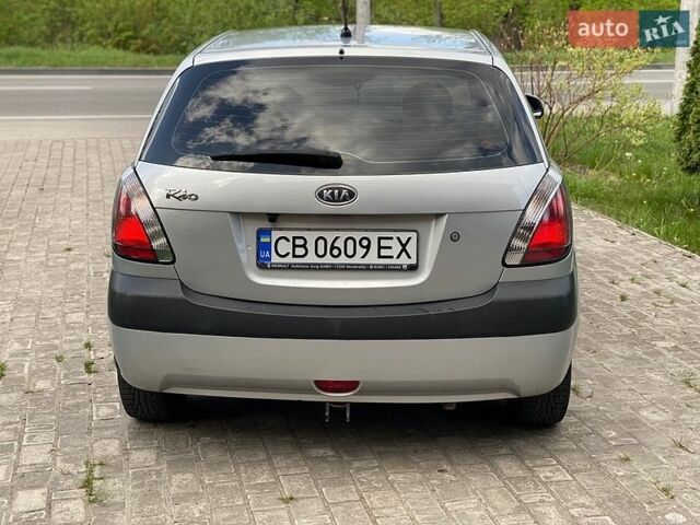 Серый Киа Рио, объемом двигателя 1.4 л и пробегом 188 тыс. км за 4600 $, фото 4 на Automoto.ua