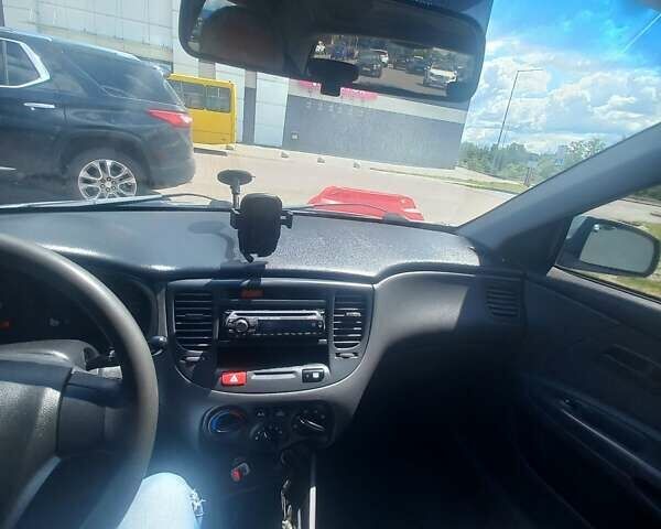 Киа Рио 2008 в Киеве на Automoto.ua Серый Киа Рио, объемом двигателя 1.4 л и пробегом 260 тыс. км за 4000 $, фото 6 на Automoto.ua