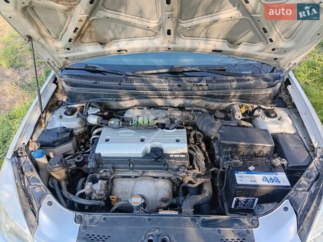 Серый Киа Рио, объемом двигателя 1.4 л и пробегом 220 тыс. км за 3699 $, фото 23 на Automoto.ua