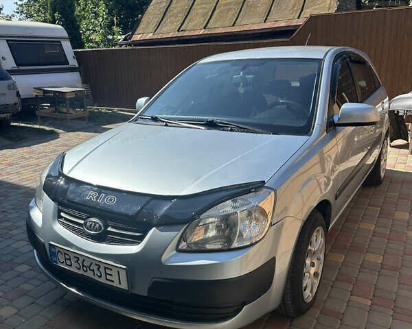 Серый Киа Рио, объемом двигателя 1.4 л и пробегом 223 тыс. км за 4900 $, фото 1 на Automoto.ua
