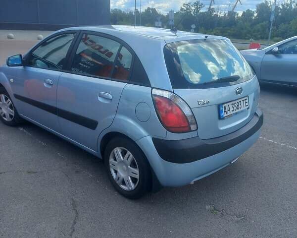 Киа Рио 2008 в Киеве на Automoto.ua Серый Киа Рио, объемом двигателя 1.4 л и пробегом 260 тыс. км за 4000 $, фото 3 на Automoto.ua