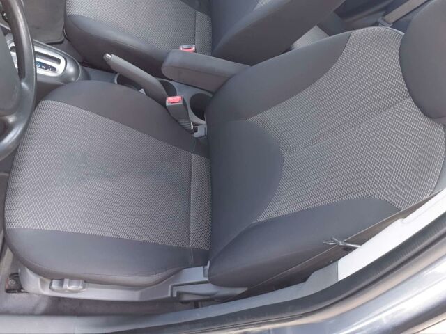 Серый Киа Рио, объемом двигателя 1.6 л и пробегом 209 тыс. км за 6490 $, фото 18 на Automoto.ua