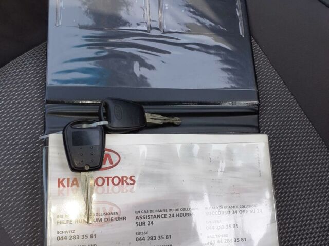 Серый Киа Рио, объемом двигателя 1.6 л и пробегом 209 тыс. км за 6490 $, фото 19 на Automoto.ua
