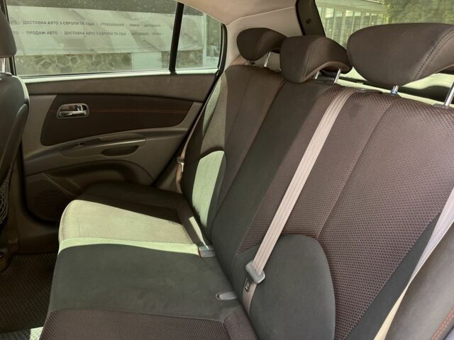 Серый Киа Рио, объемом двигателя 1.4 л и пробегом 174 тыс. км за 3999 $, фото 17 на Automoto.ua