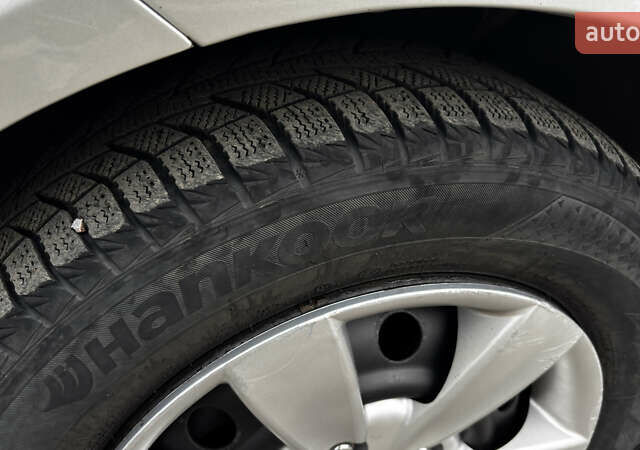 Серый Киа Рио, объемом двигателя 1.4 л и пробегом 131 тыс. км за 4650 $, фото 16 на Automoto.ua