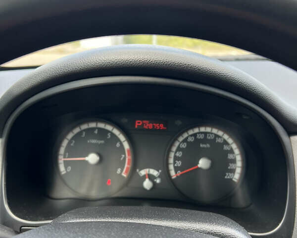 Серый Киа Рио, объемом двигателя 1.4 л и пробегом 128 тыс. км за 6800 $, фото 16 на Automoto.ua
