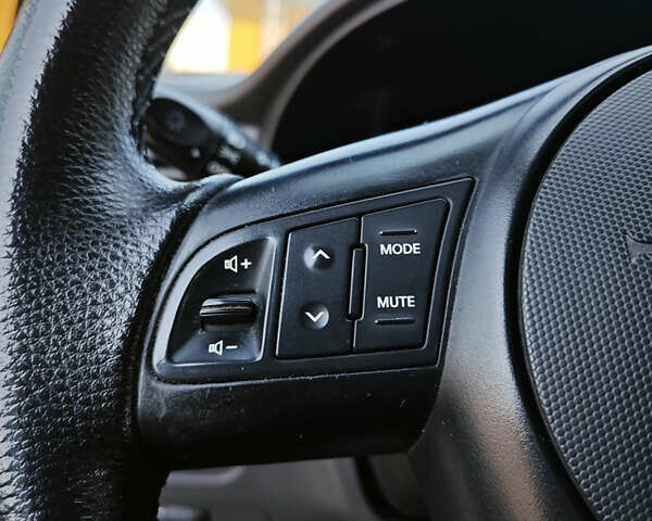 Сірий Кіа Ріо, об'ємом двигуна 1.4 л та пробігом 213 тис. км за 6000 $, фото 6 на Automoto.ua
