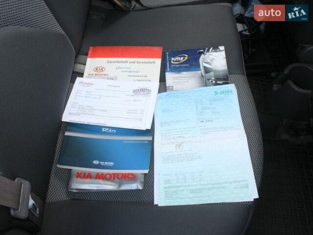 Сірий Кіа Ріо, об'ємом двигуна 1.4 л та пробігом 165 тис. км за 5590 $, фото 106 на Automoto.ua