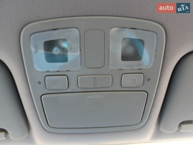 Сірий Кіа Ріо, об'ємом двигуна 1.4 л та пробігом 165 тис. км за 5590 $, фото 71 на Automoto.ua