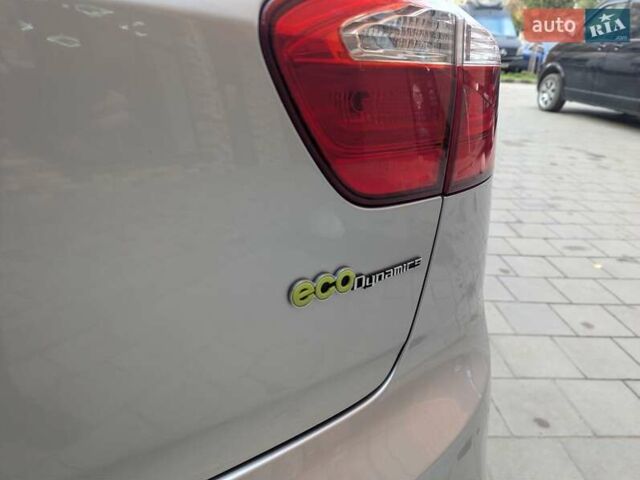 Серый Киа Рио, объемом двигателя 1.12 л и пробегом 244 тыс. км за 4850 $, фото 14 на Automoto.ua