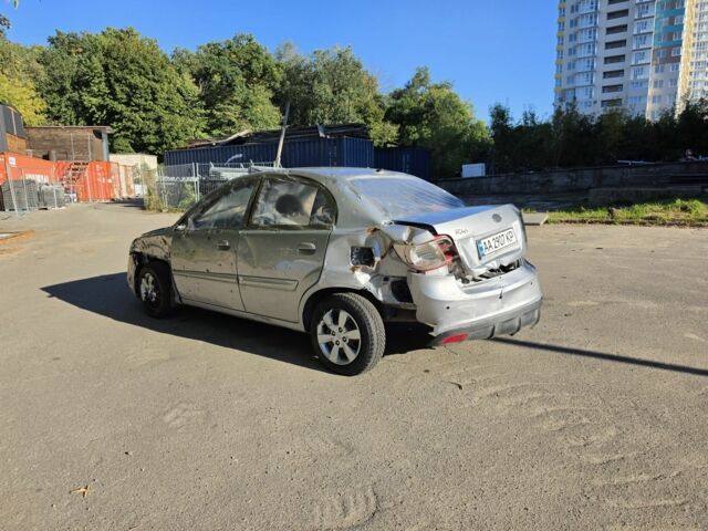 Сірий Кіа Ріо, об'ємом двигуна 1.4 л та пробігом 56 тис. км за 1253 $, фото 3 на Automoto.ua