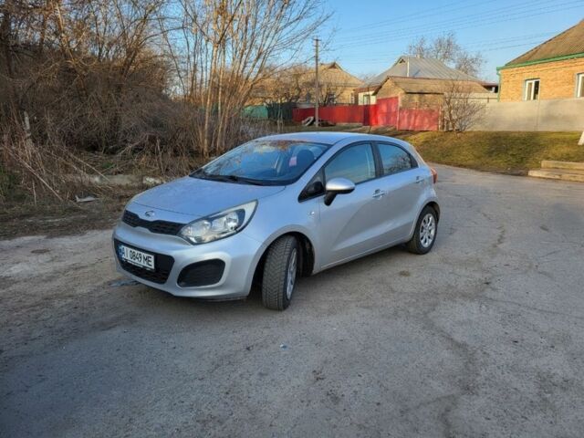 Серый Киа Рио, объемом двигателя 0 л и пробегом 197 тыс. км за 5500 $, фото 4 на Automoto.ua