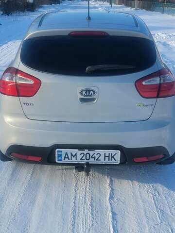 Серый Киа Рио, объемом двигателя 1.12 л и пробегом 208 тыс. км за 6600 $, фото 9 на Automoto.ua