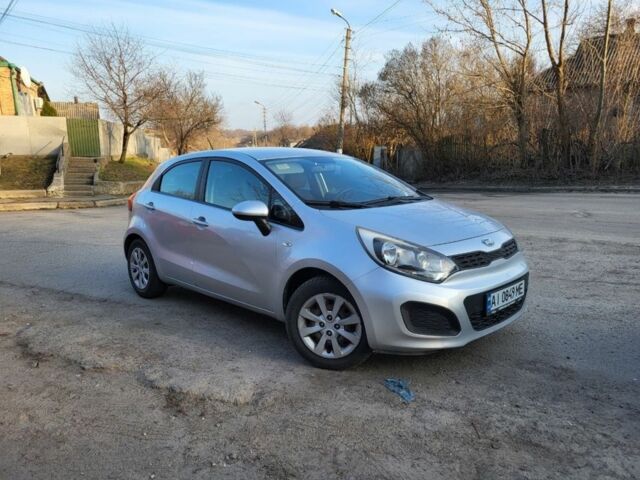 Серый Киа Рио, объемом двигателя 0 л и пробегом 197 тыс. км за 5500 $, фото 1 на Automoto.ua