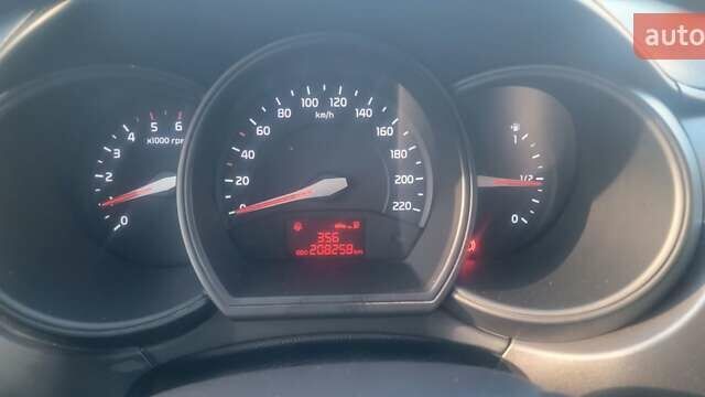 Серый Киа Рио, объемом двигателя 1.12 л и пробегом 208 тыс. км за 6600 $, фото 4 на Automoto.ua