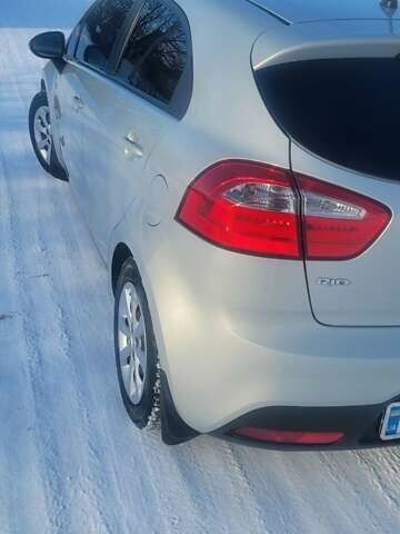 Серый Киа Рио, объемом двигателя 1.12 л и пробегом 208 тыс. км за 6600 $, фото 8 на Automoto.ua